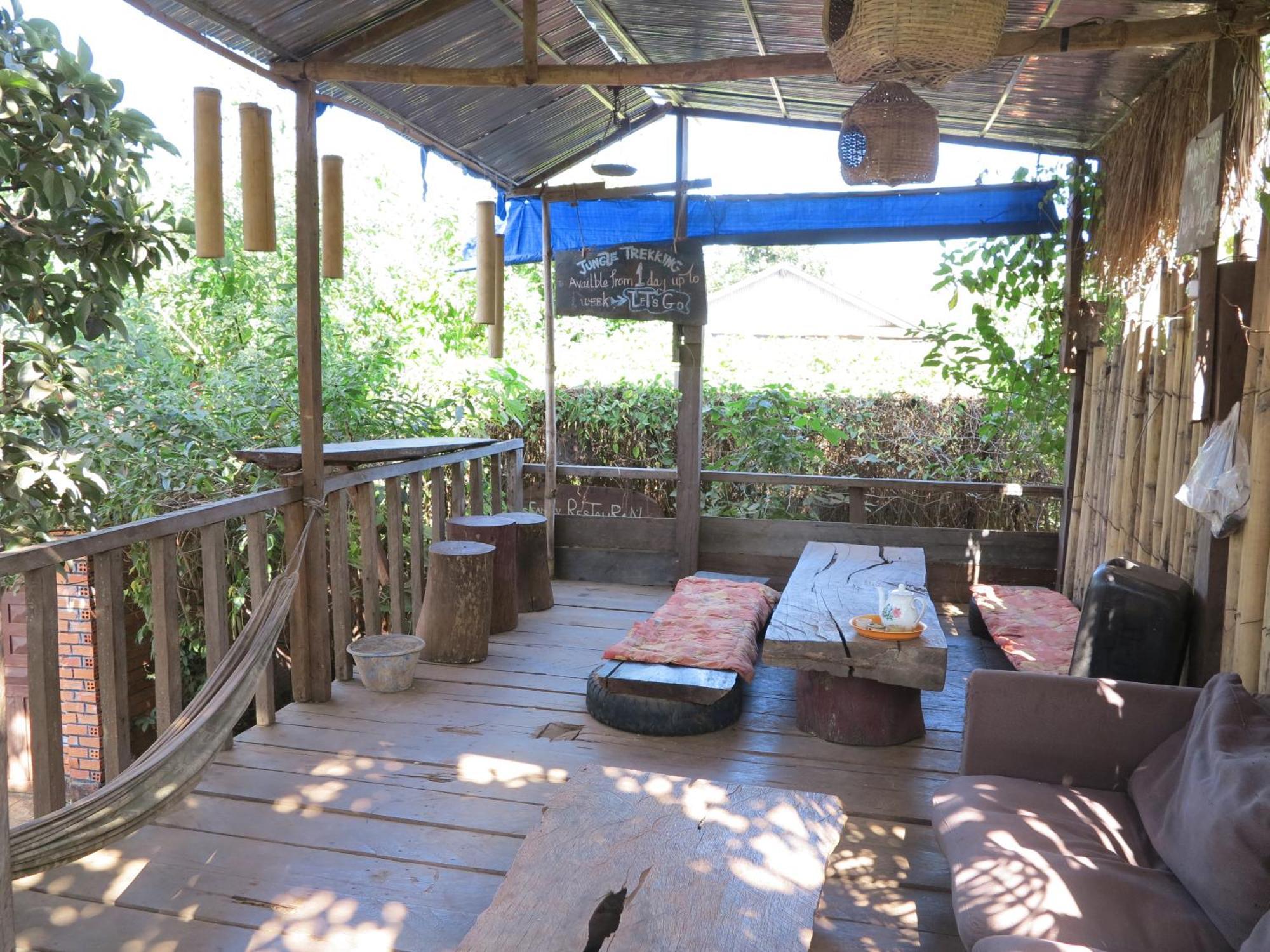 Ratanakiri Homestay & Jungle Trek Banlung Exteriör bild