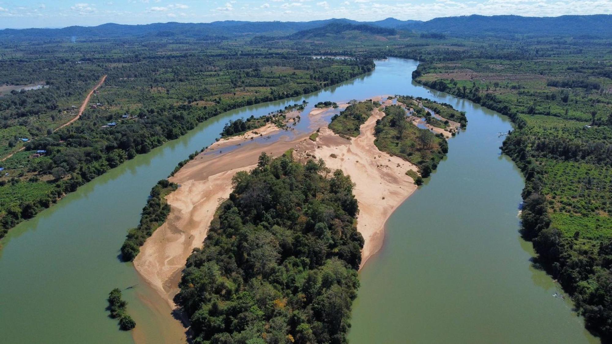 Ratanakiri Homestay & Jungle Trek Banlung Exteriör bild