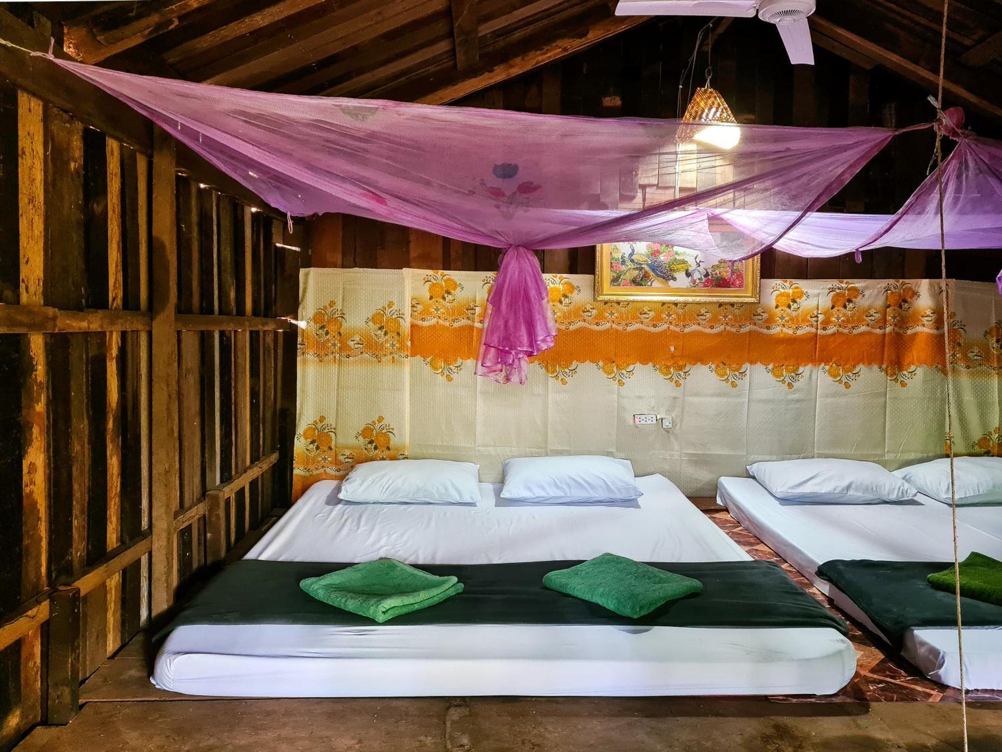 Ratanakiri Homestay & Jungle Trek Banlung Exteriör bild