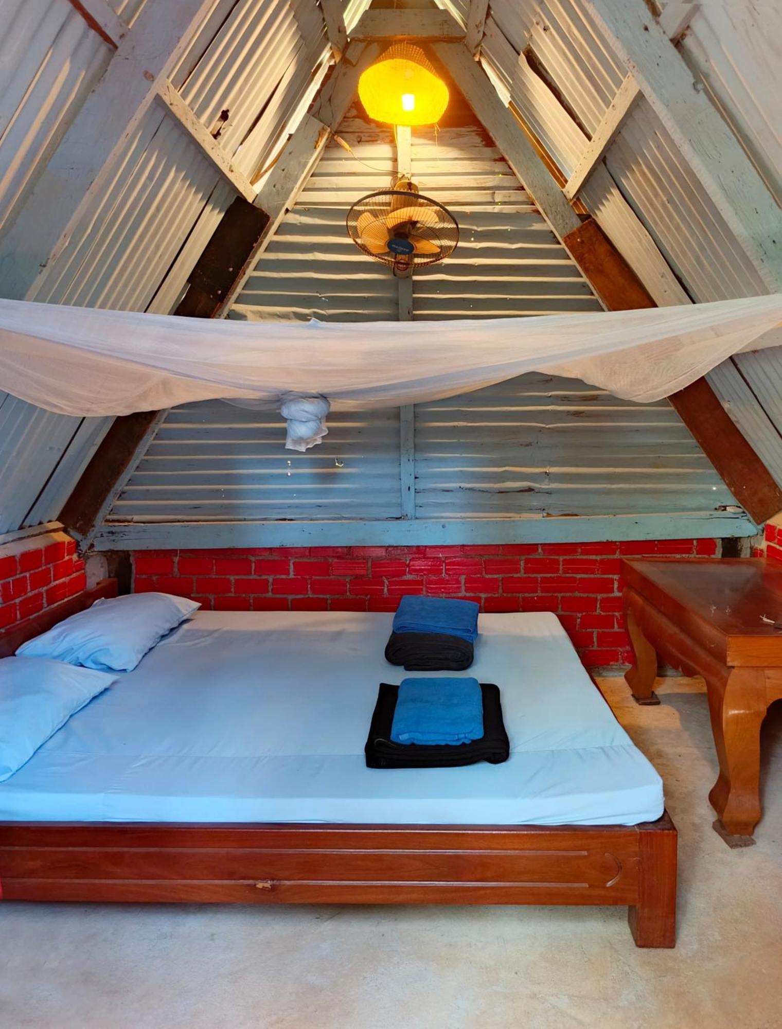 Ratanakiri Homestay & Jungle Trek Banlung Rum bild