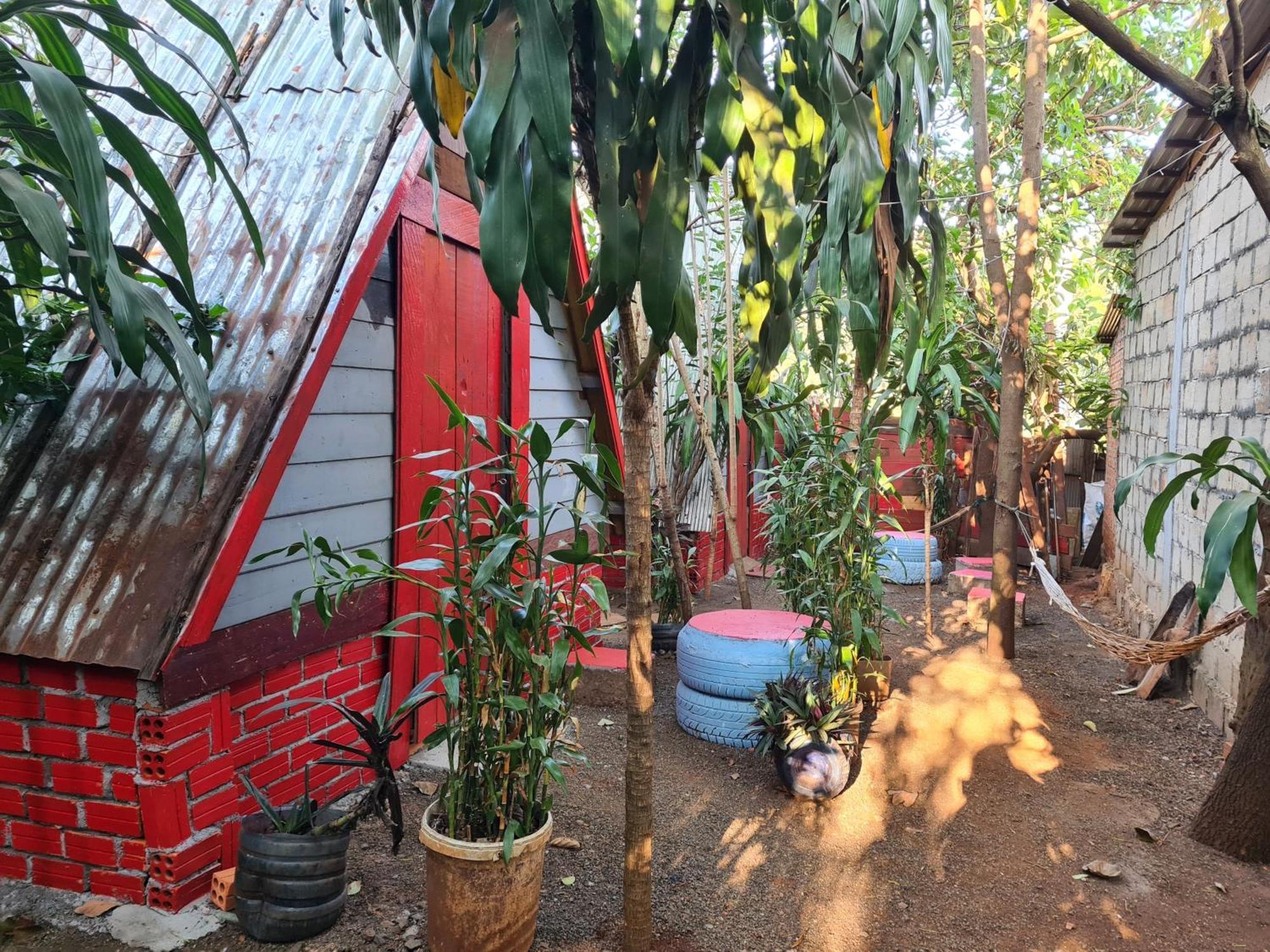 Ratanakiri Homestay & Jungle Trek Banlung Exteriör bild