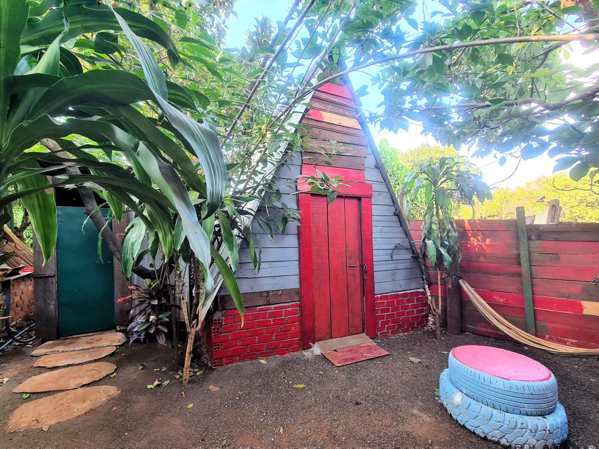 Ratanakiri Homestay & Jungle Trek Banlung Exteriör bild
